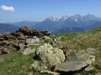 Österreich - Wildssloderhaus Tour - Ausblick zu Loferer Steinberge und Steinplatte